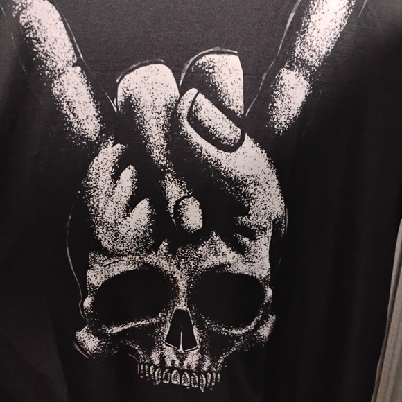 Black Graphic T-Shirt with Skull Design - Picture 2 of 3